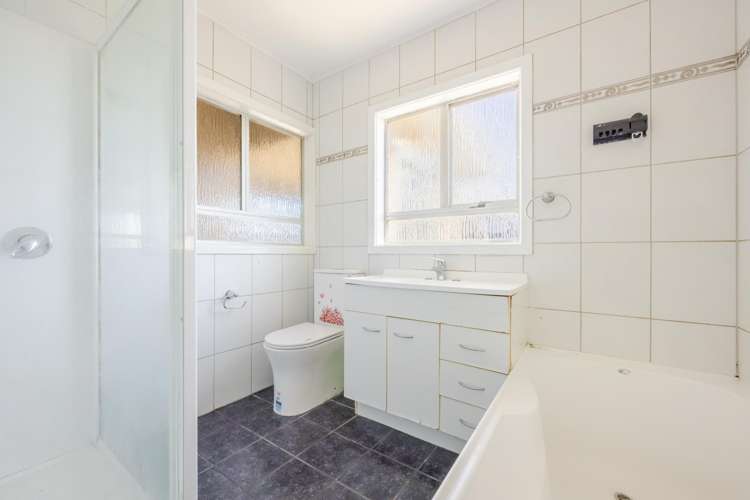 805 Park Road South Akina_15