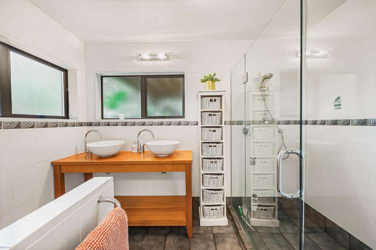 64 Ridge Road Mahurangi East_25