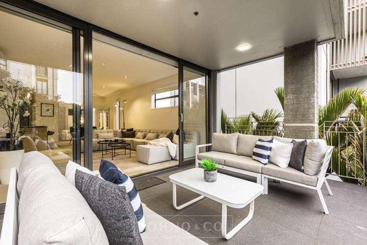 09/2g Bluegrey Avenue Stonefields_6