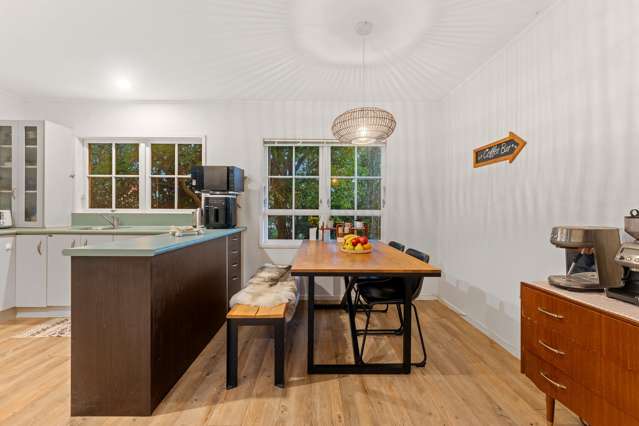 2/220 East Coast Road Forrest Hill_4