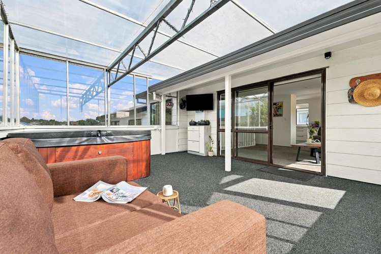 55 Edgewater Parade Waiuku_6