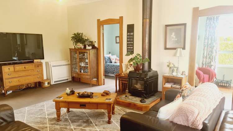 5 Drury Street West Colac Bay_2