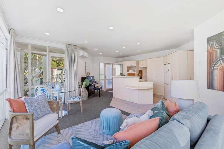 3 Valley Road Browns Bay_24