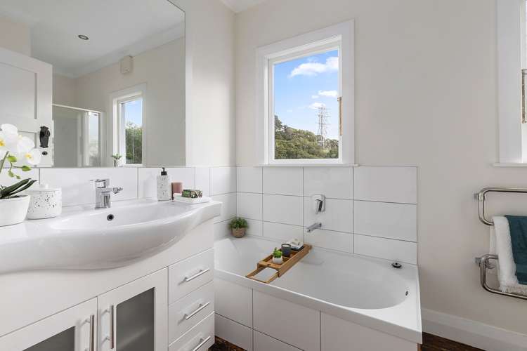 56 Moana Road Kelburn_6