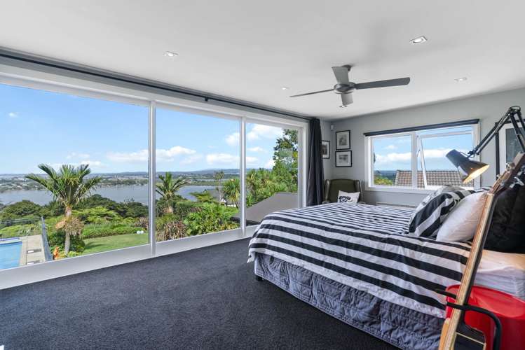 11 Chatham Avenue Paremoremo_14