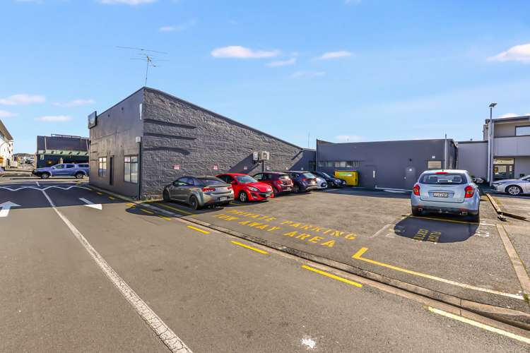 105 -107 King Street Pukekohe_17