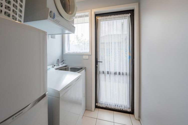 12 Mckendry Street Redwoodtown_16