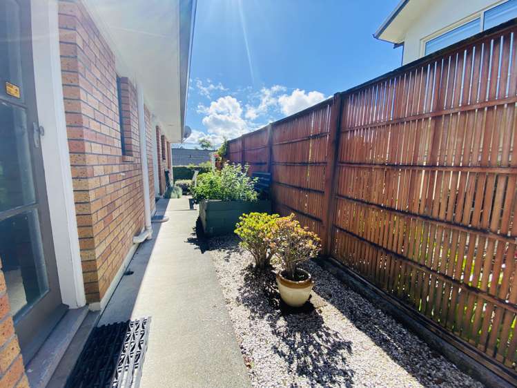 143 Seddon Street Pukekohe_16