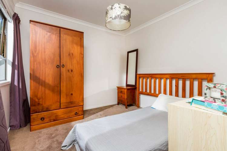 2/706 Beach Road Browns Bay_60