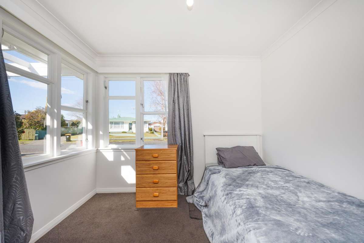 24 Kent Crescent_5