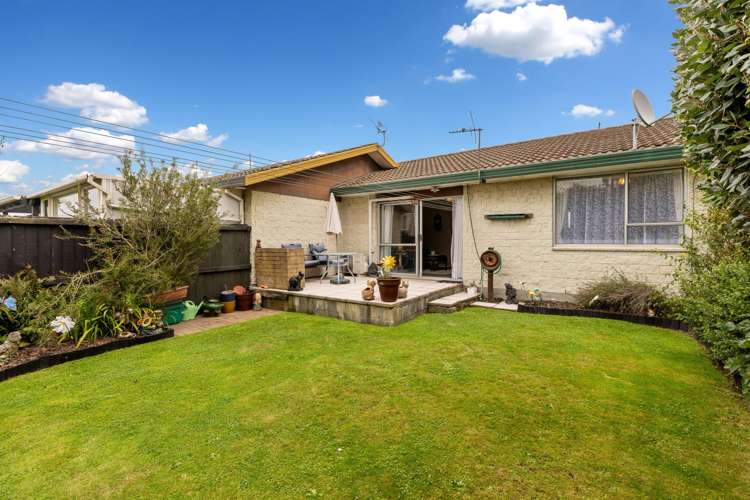 2/113A Oakhampton Street Hornby_9