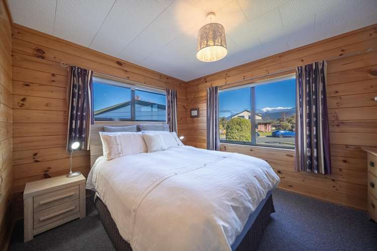 31 Bowen Street Te Anau_13