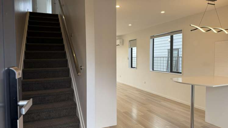 4/3 Walsh Road 1629_11