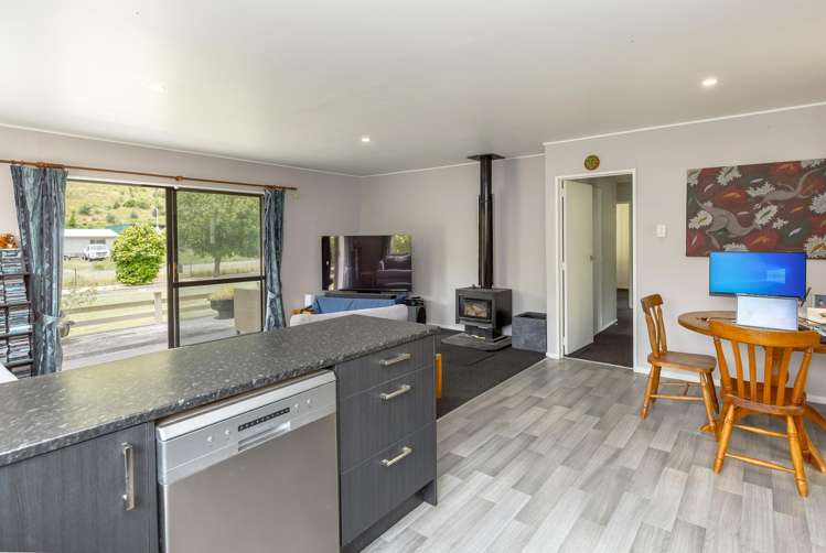 16 McLaughlin Drive Tinui_9