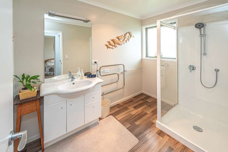 15 Saint Johns Heights Otamatea_17