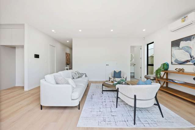 12C Butley Drive Farm Cove_2