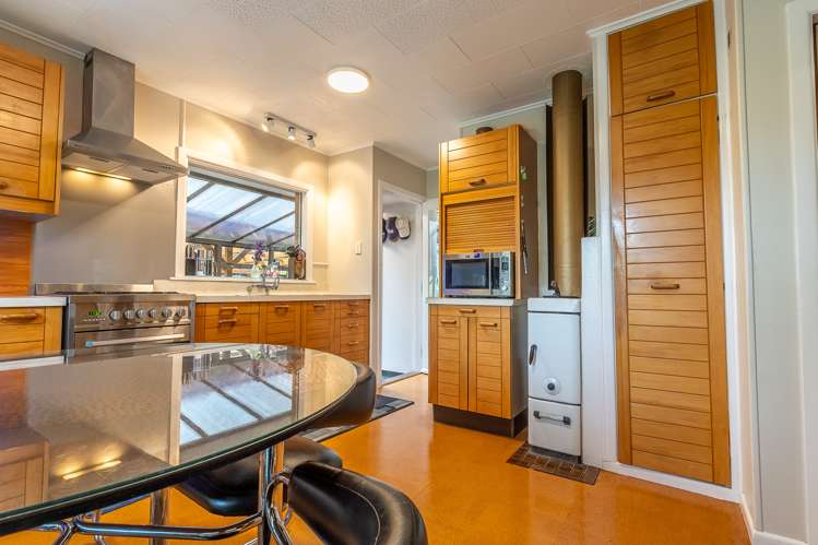 10 Parkdale Place Glenview_9