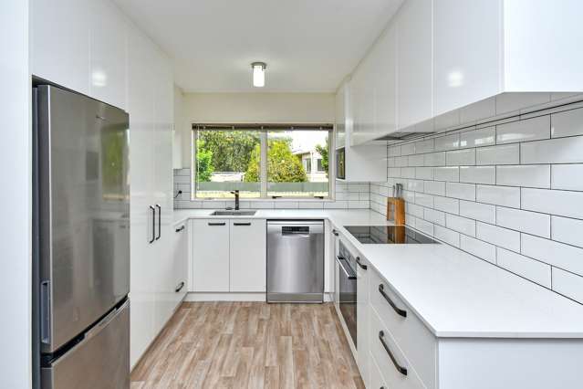 2/19 Cameron Street Papakura_3