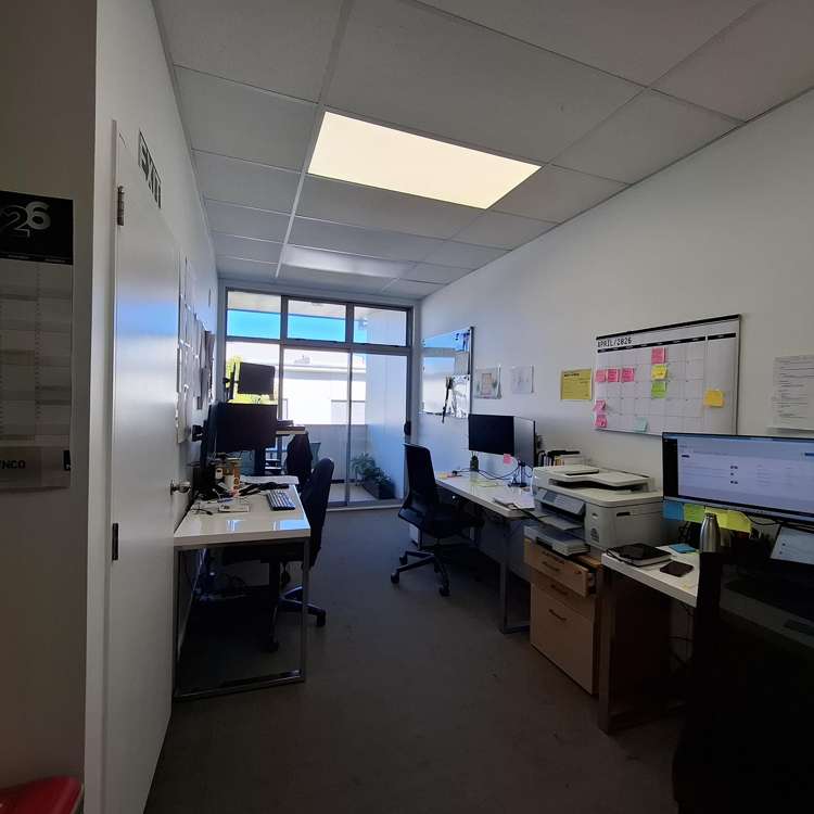 2/6 Loft Plce Kumeu_4
