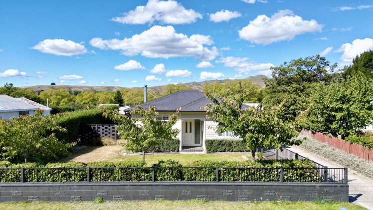 66 Bledisloe Street Kurow_1