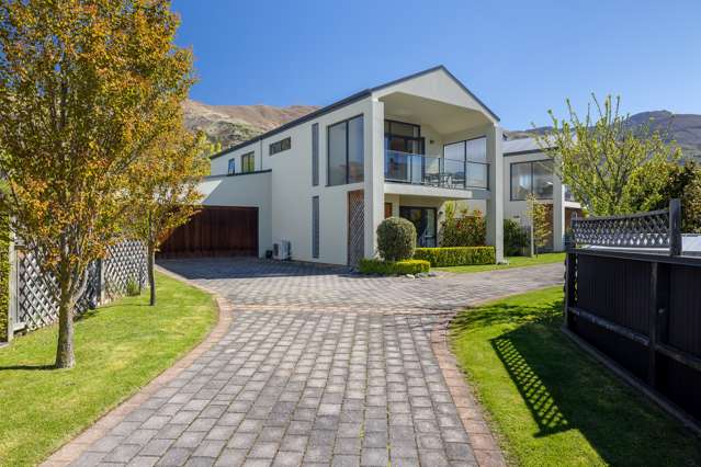 10 Meadowbrook Place Wanaka_1