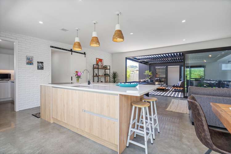 31 Longreach Drive Cooks Beach_6