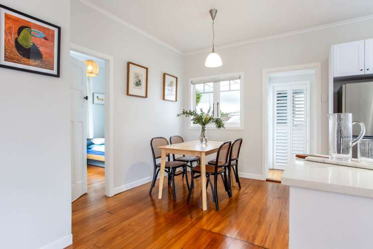 37 Holly Street Avondale_11