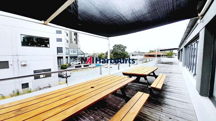 L1/19 Byron Avenue Takapuna_12