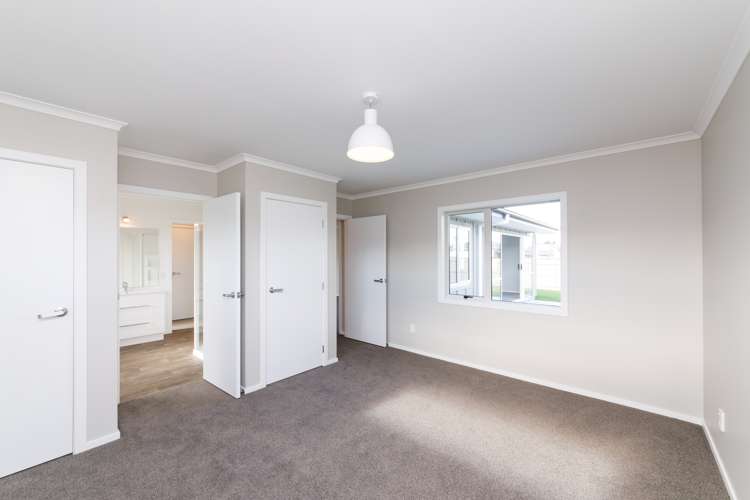 2 Wescombe Grove Feilding_15