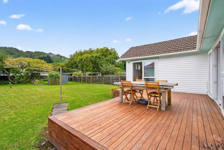 49 Dover Road Wainuiomata_18