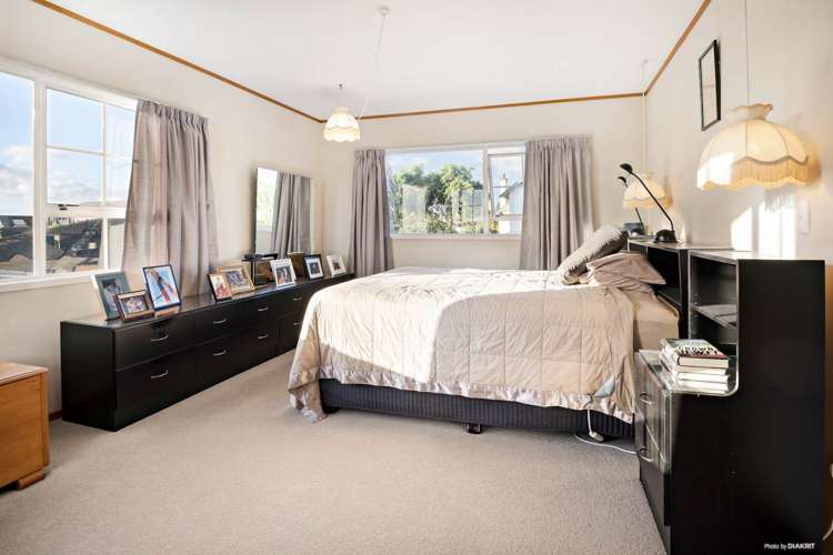 2/3 Moana Avenue Belmont_13