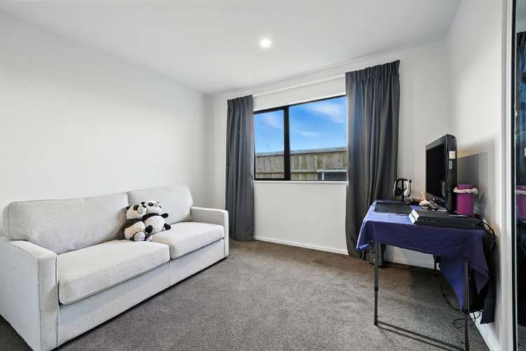 29 Plover Avenue Amberley_11