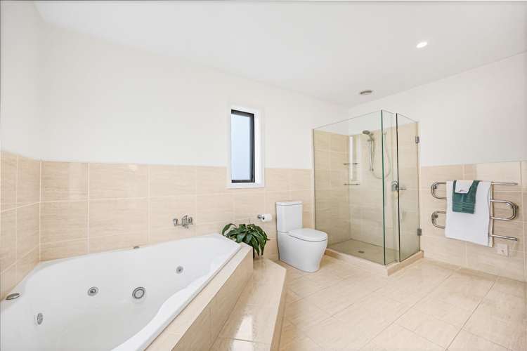 48 Roberta Crescent Orewa_10