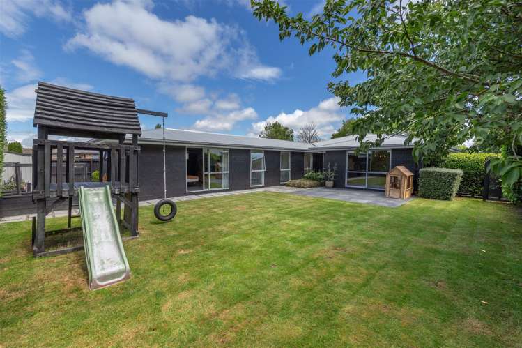 14 Riverwood Boulevard Redwood_28