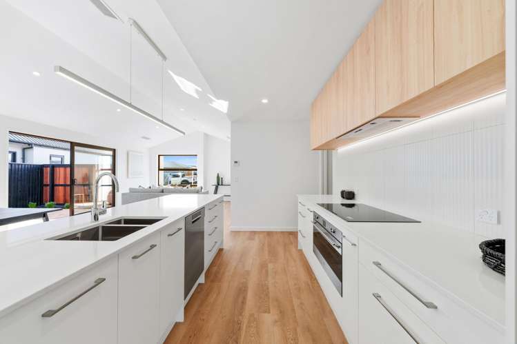 38 Wakeman Drive_4