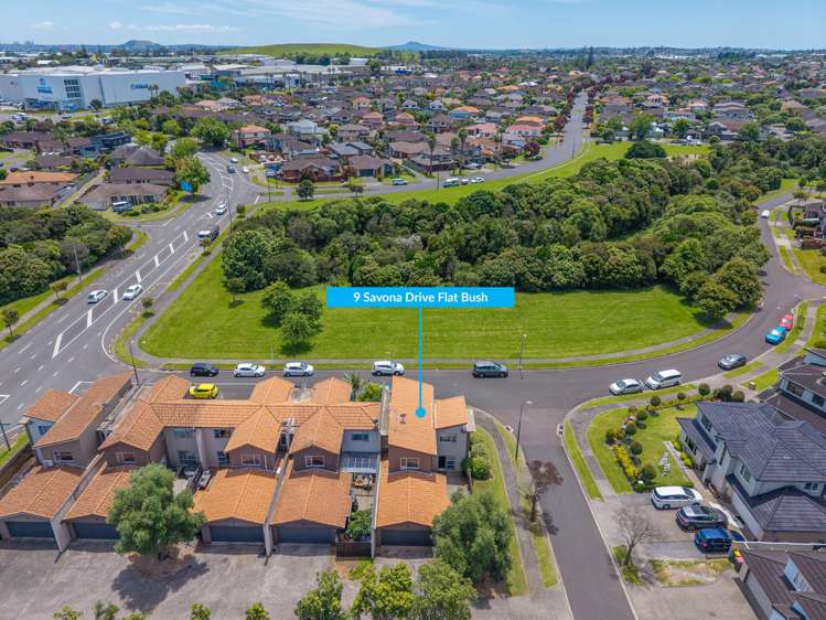 9 Savona Drive Flat Bush_32