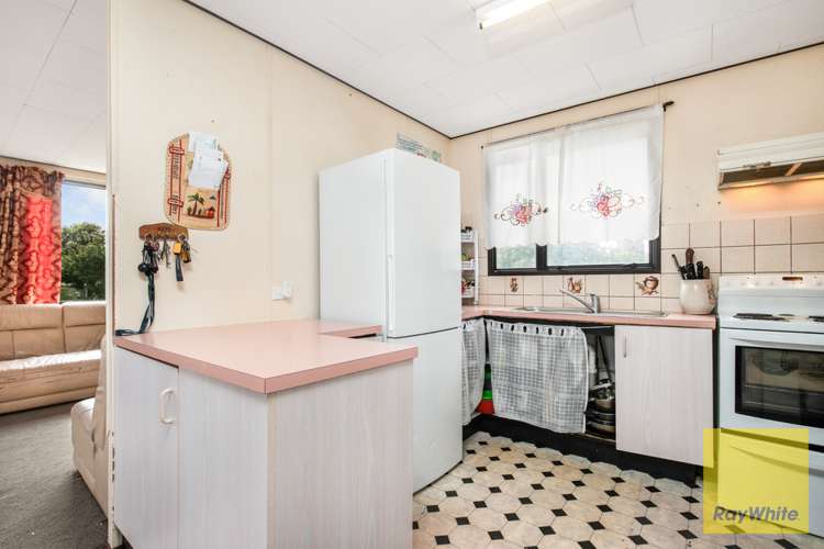 3/8 Barneys Farm Road Clendon Park_1