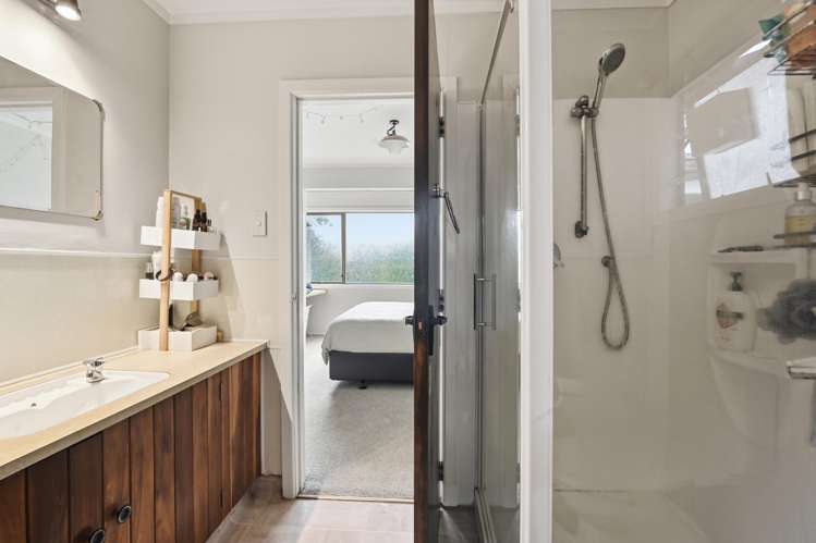 19 Larch Street Victoria_15