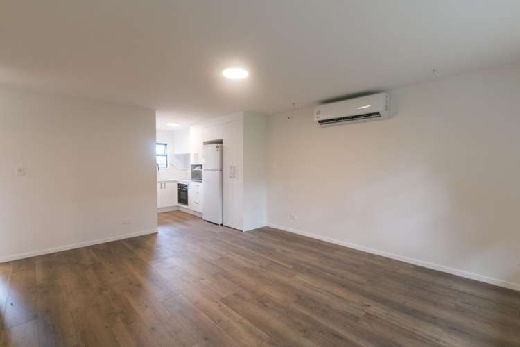 4/46 Mount Smart Road 10051_0