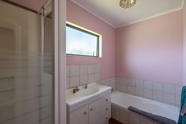 33 Tahatai Road Oneroa_12