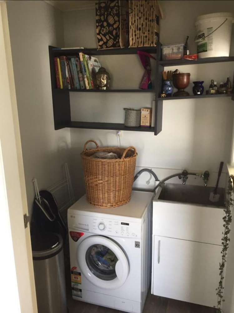 22a Forth Crescent Glenview_6