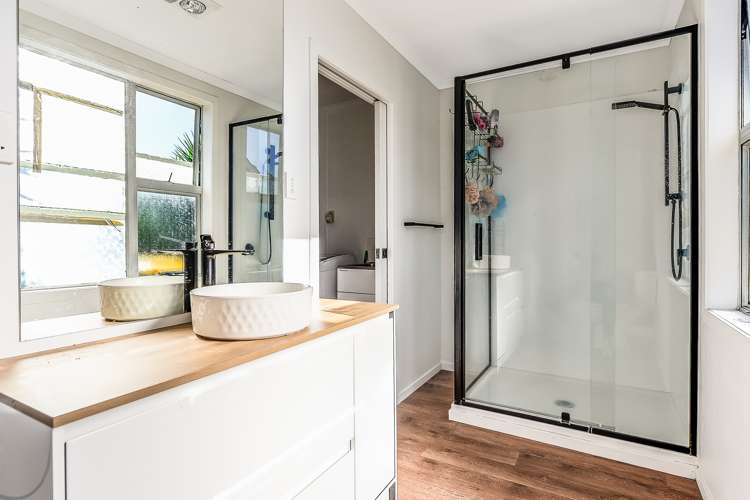 5 Thomson Avenue Dinsdale_7