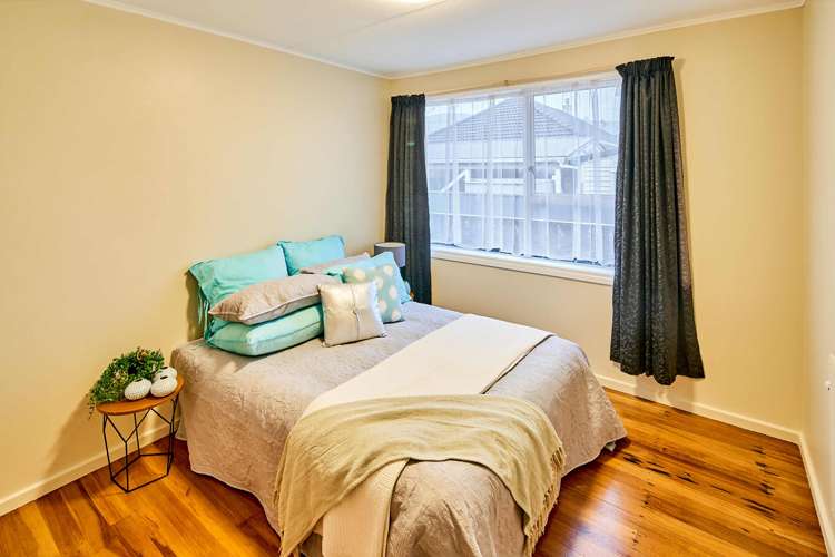 2 Johnston Grove Taita_14