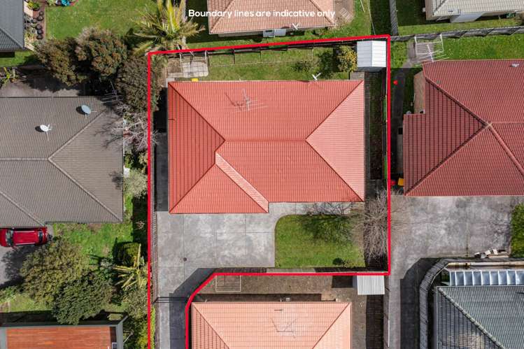 2/329 Botany Road Golflands_18