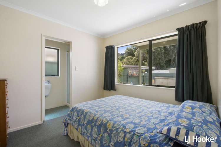 42 Ocean View Road Waihi Beach_16