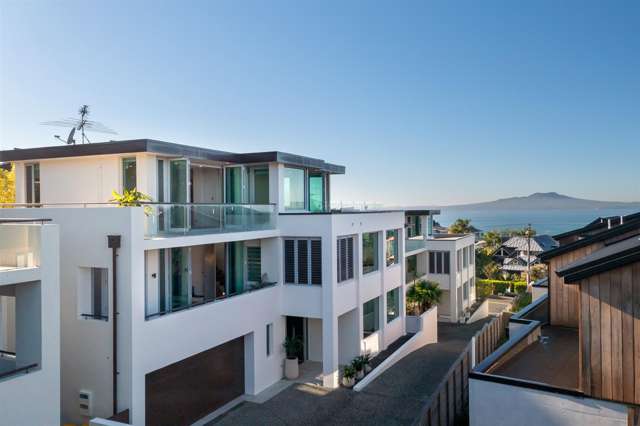 Masonry Masterpiece With Sweeping Gulf Views