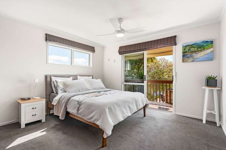 14 Longfellow Parade Glen Eden_23