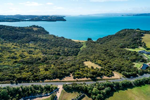 40 Walter Frank Drive Waiheke Island_2