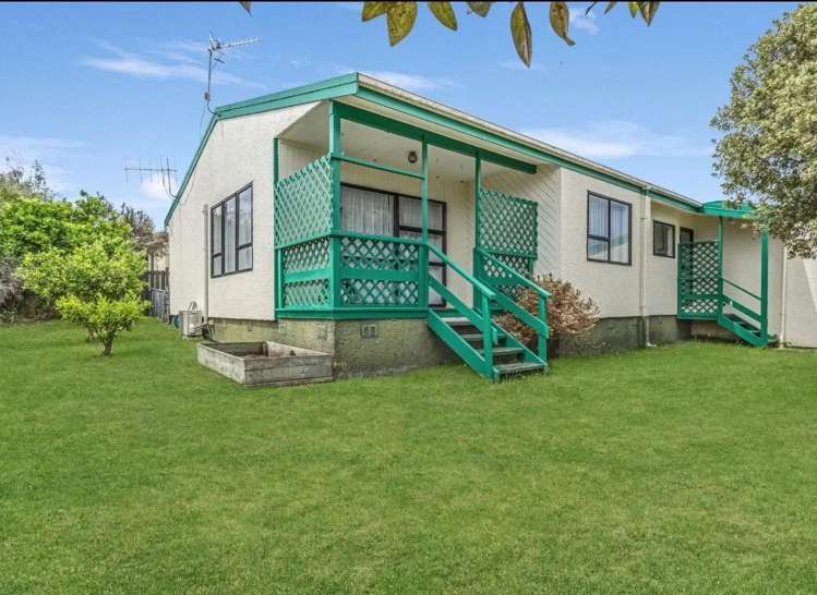 A/10 Freyberg Terrace_0