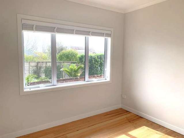 300 Lake Road Hauraki_2